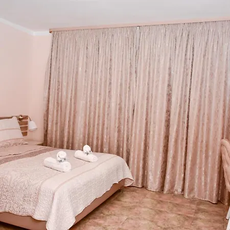 Deluxe Guest Studio Romance Old Town